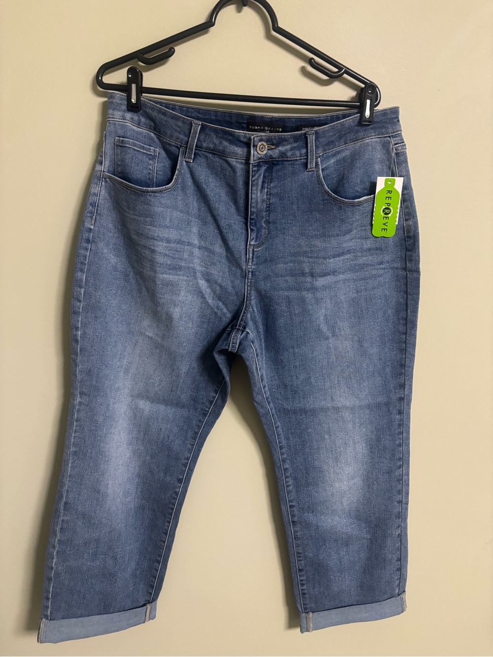 Susan Graver Stretch Denim Girlfriend Jeans Cuff Classic Light Wash Size 16P New